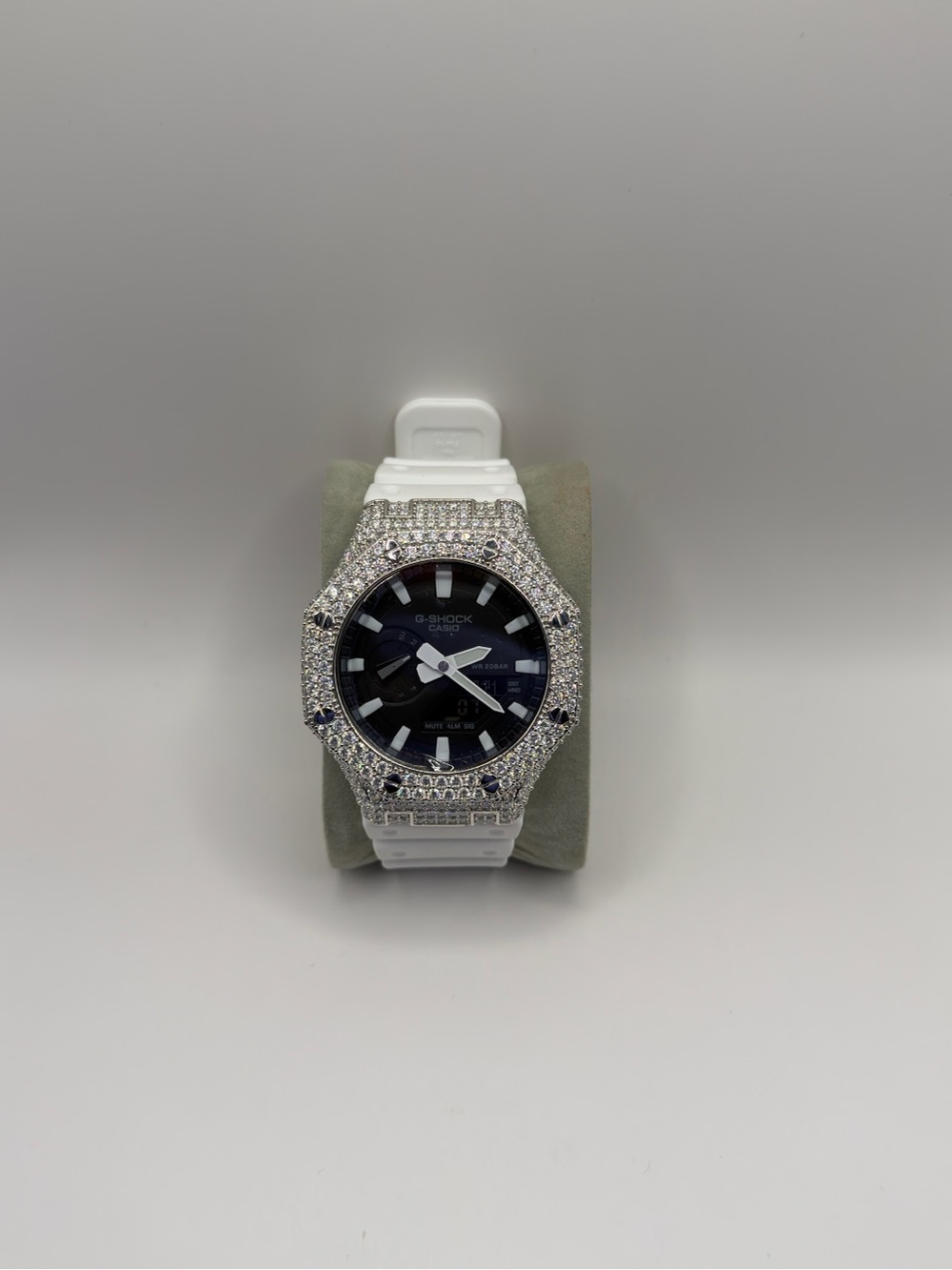 Wearable Watch Identification